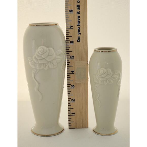 Vase-Lenox-Cream-Gold Trim-Embossed-Classic-Set of 2-Small and Medium - Picture 7 of 8